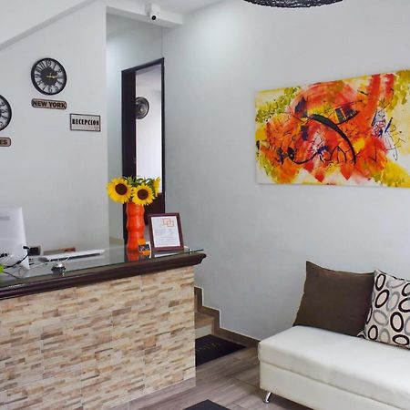 פריירה Hotel Golden Suite מראה חיצוני תמונה