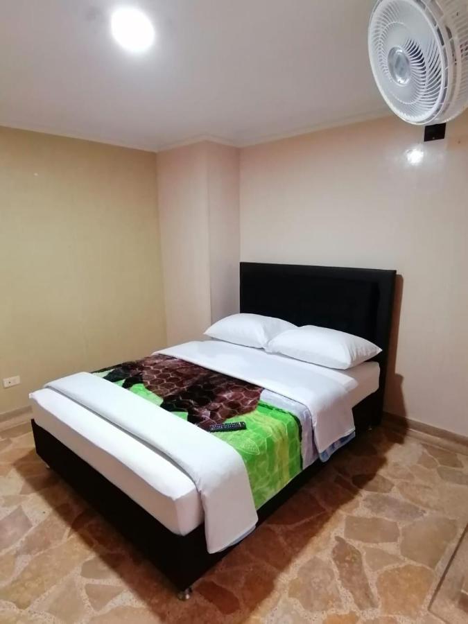 פריירה Hotel Golden Suite מראה חיצוני תמונה