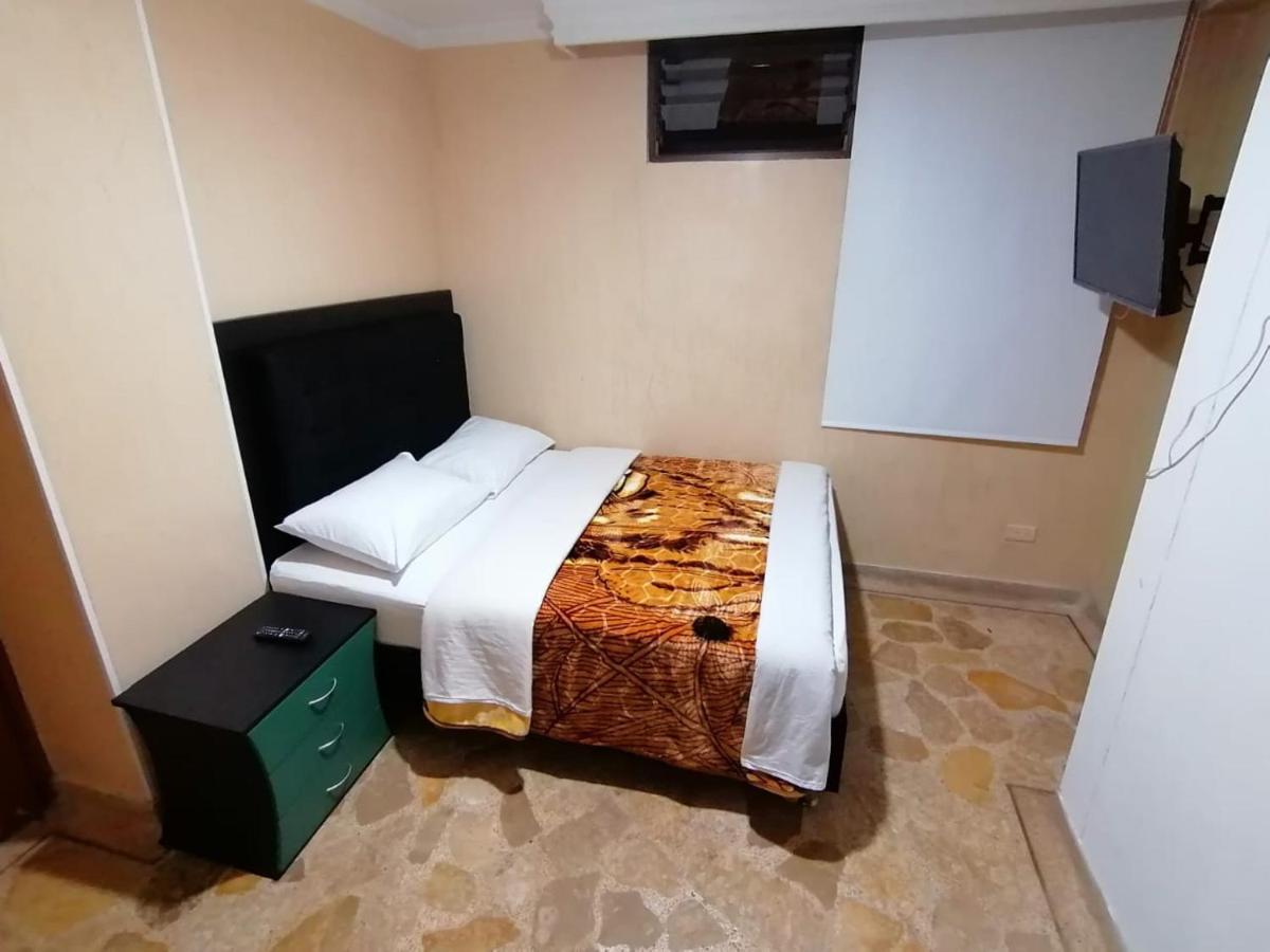 פריירה Hotel Golden Suite מראה חיצוני תמונה