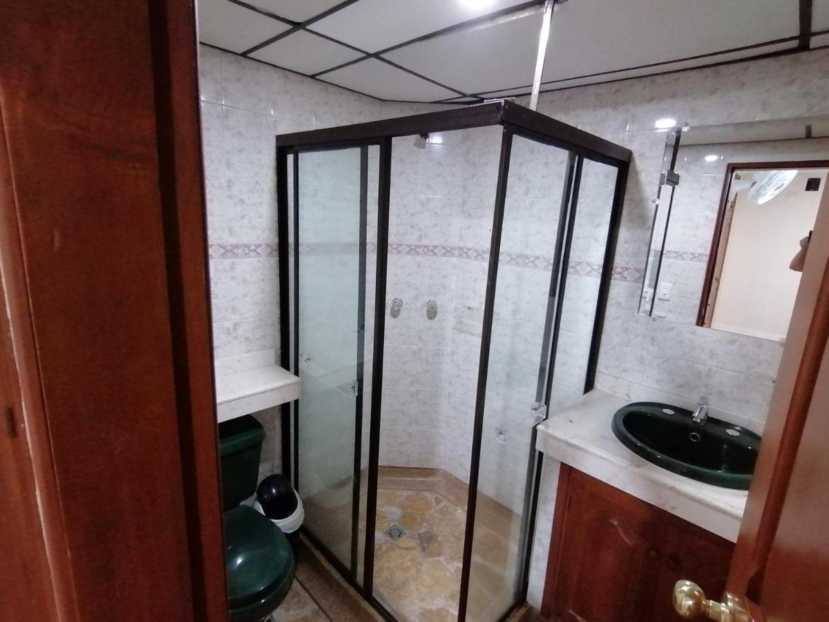 פריירה Hotel Golden Suite מראה חיצוני תמונה