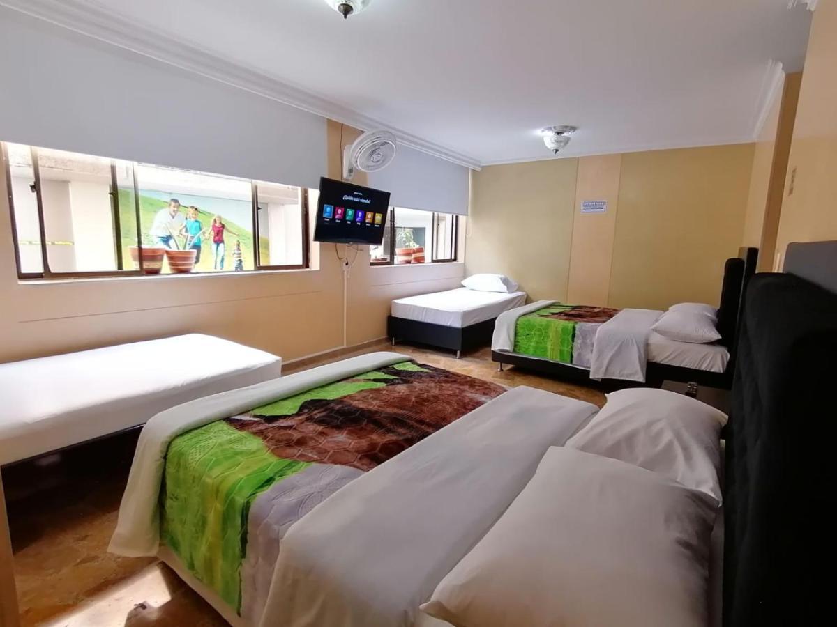 פריירה Hotel Golden Suite מראה חיצוני תמונה