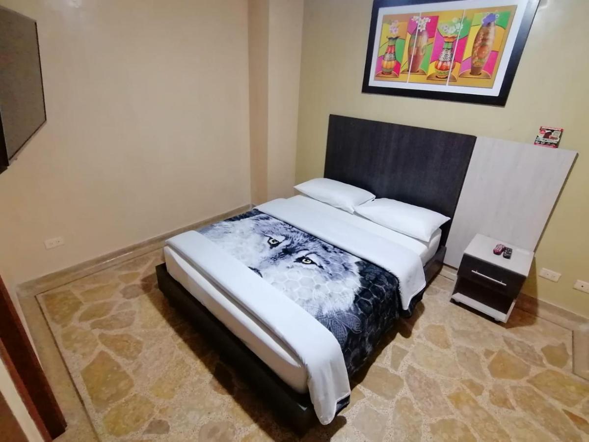 פריירה Hotel Golden Suite מראה חיצוני תמונה