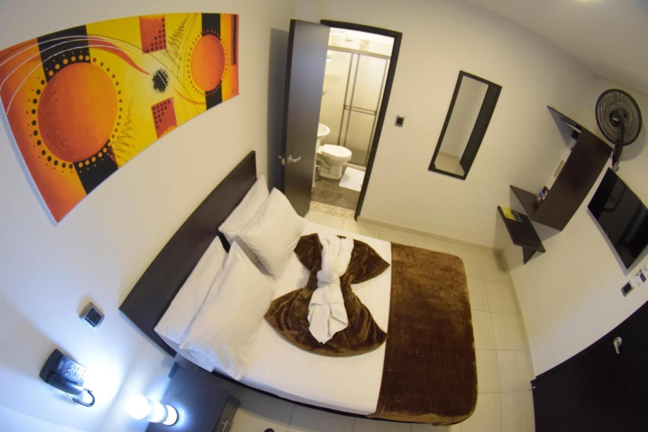 פריירה Hotel Golden Suite מראה חיצוני תמונה