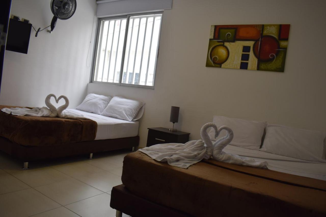 פריירה Hotel Golden Suite מראה חיצוני תמונה