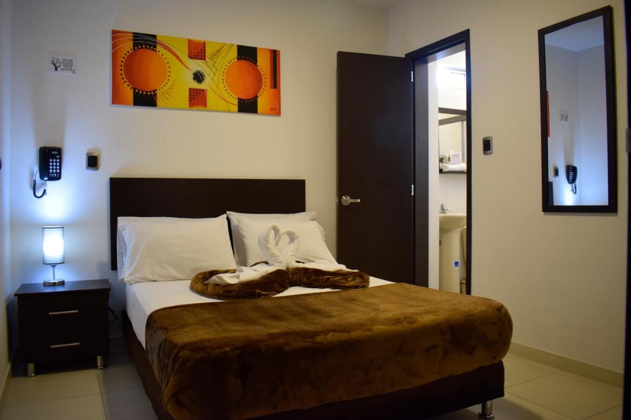 פריירה Hotel Golden Suite מראה חיצוני תמונה