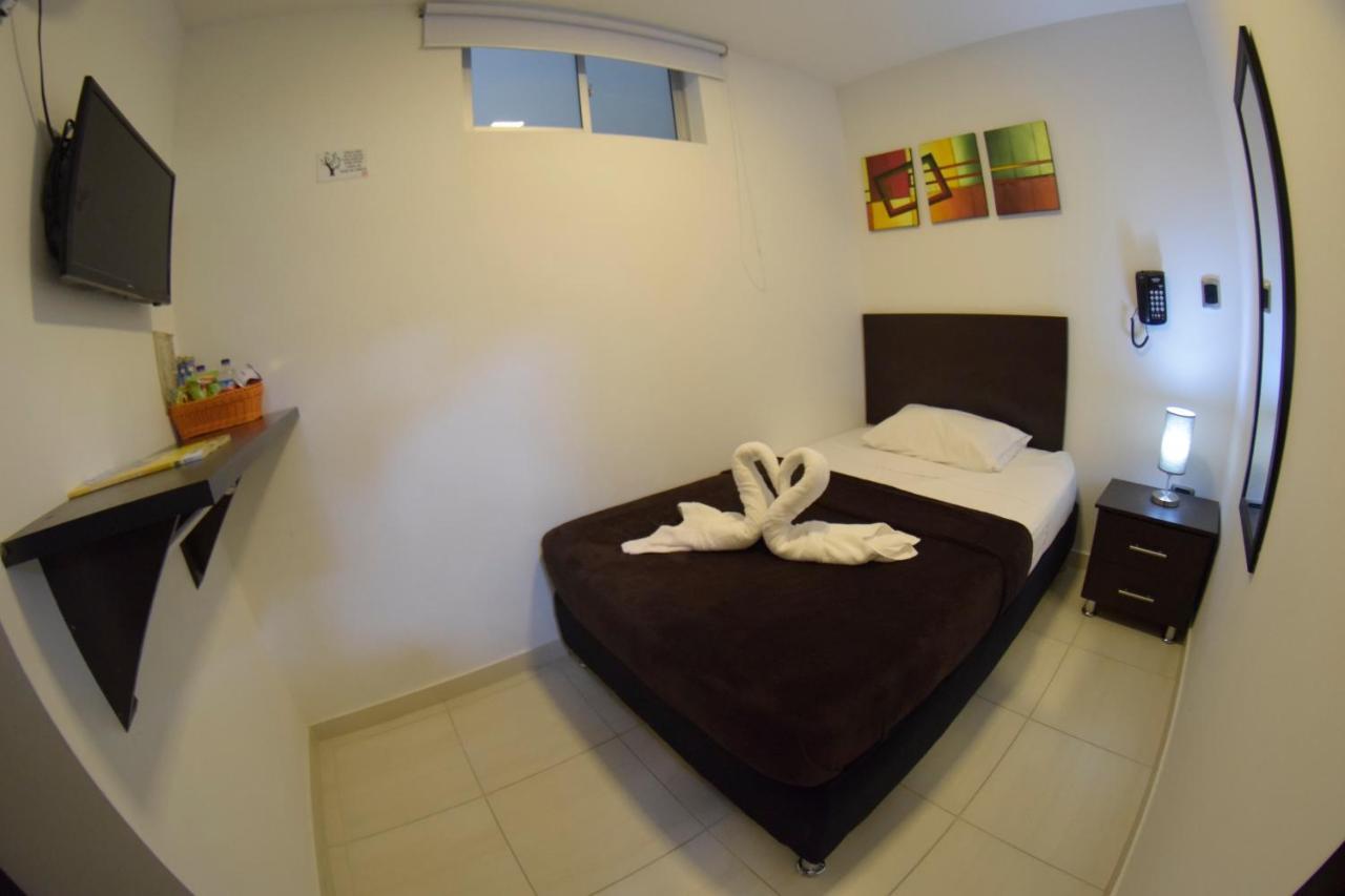 פריירה Hotel Golden Suite מראה חיצוני תמונה