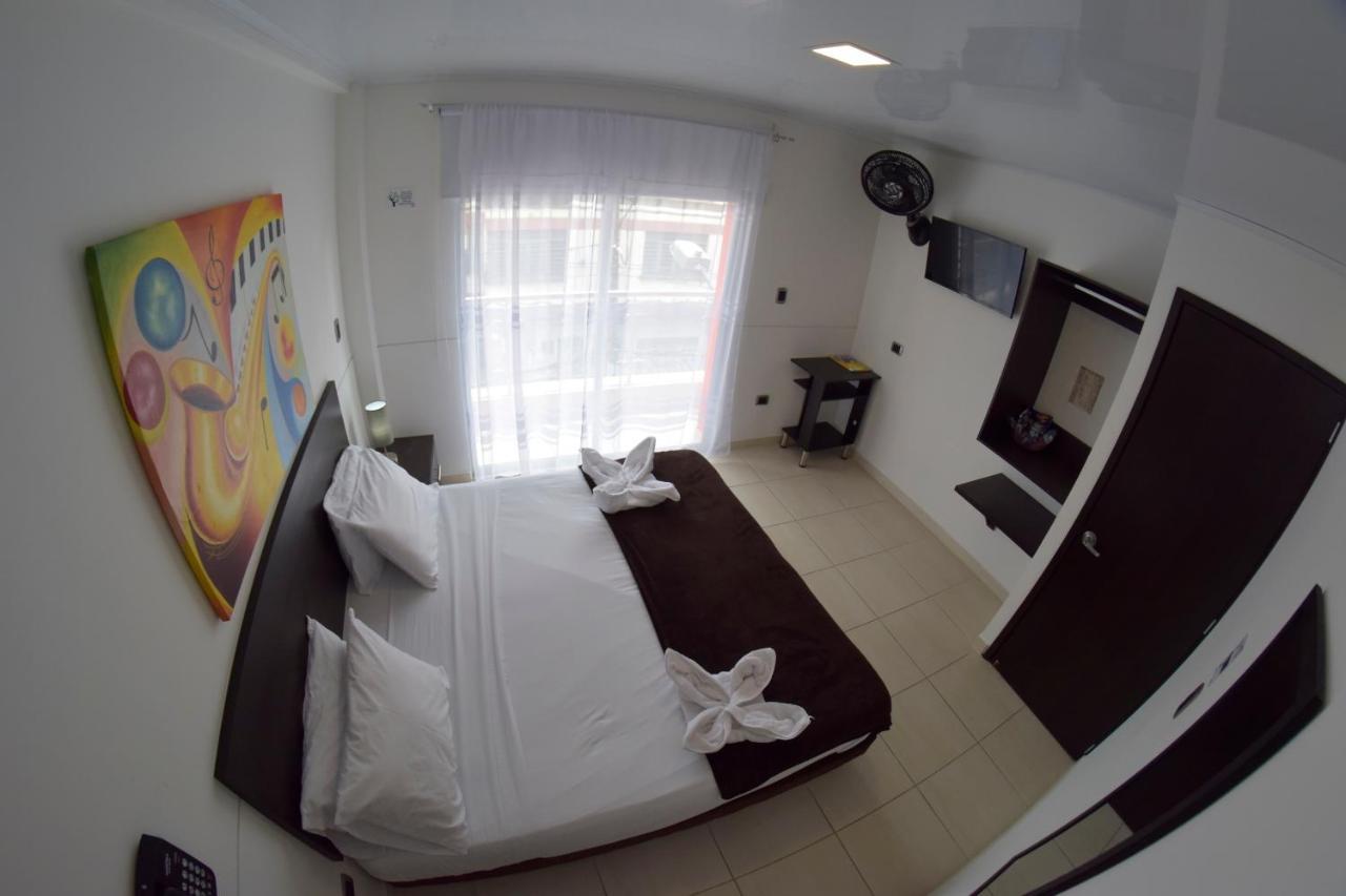 פריירה Hotel Golden Suite מראה חיצוני תמונה