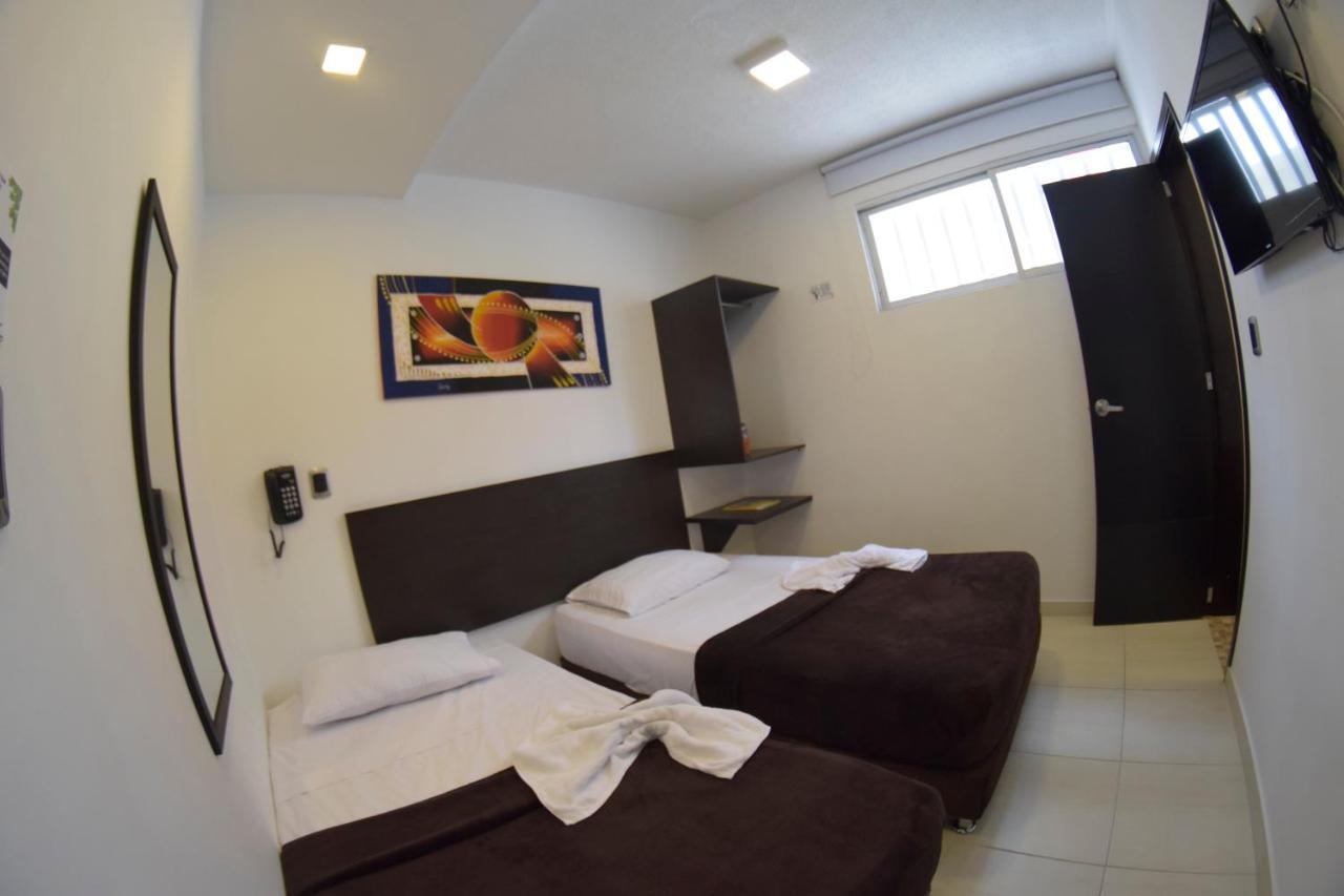 פריירה Hotel Golden Suite מראה חיצוני תמונה