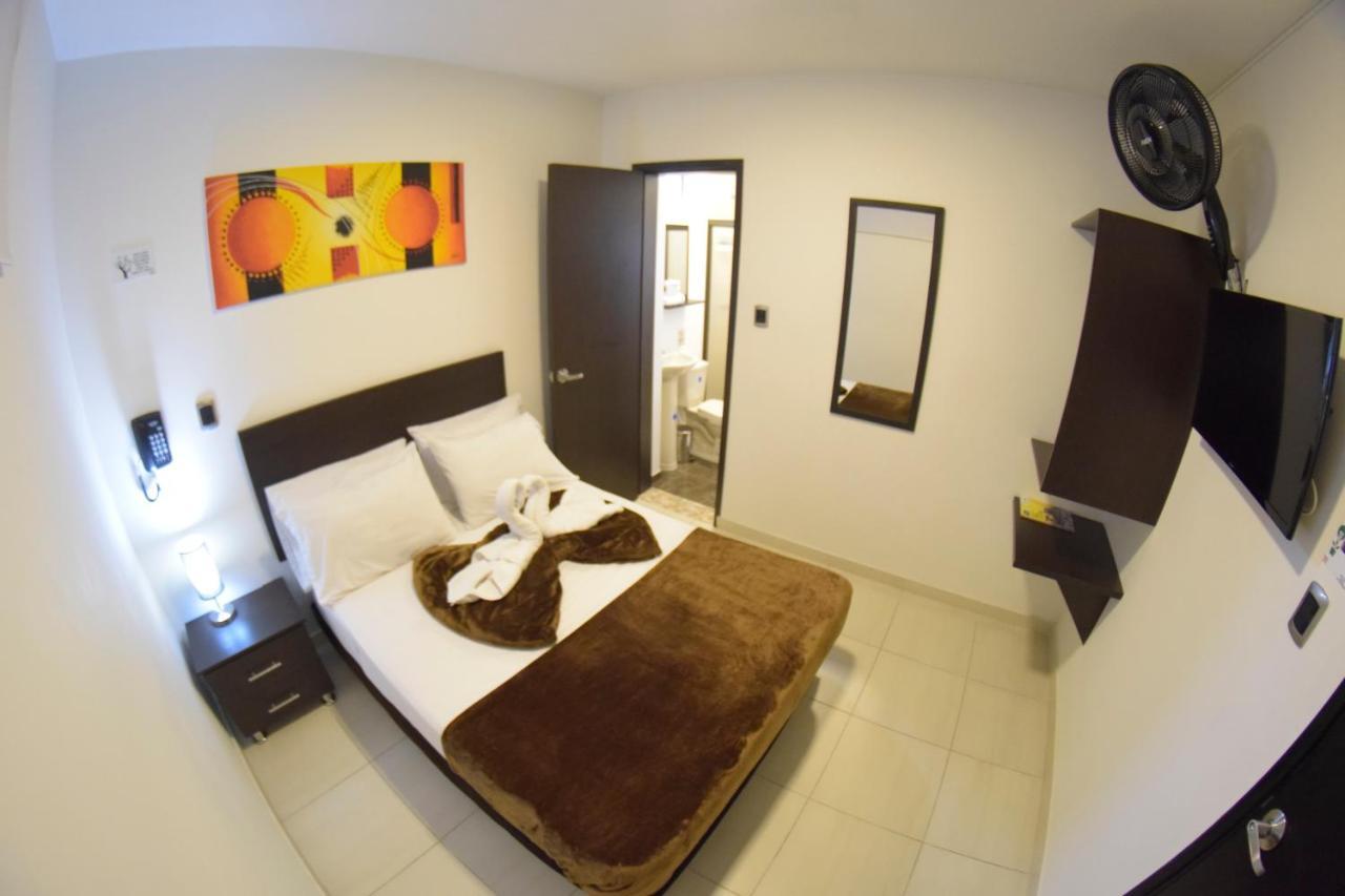 פריירה Hotel Golden Suite מראה חיצוני תמונה